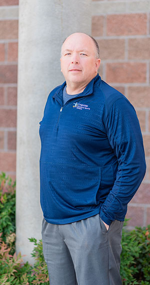 physical therapy longview, physical therapist longview, Ed Earnest physical therapist in Longview, athletic trainer, physical therapist assistant
